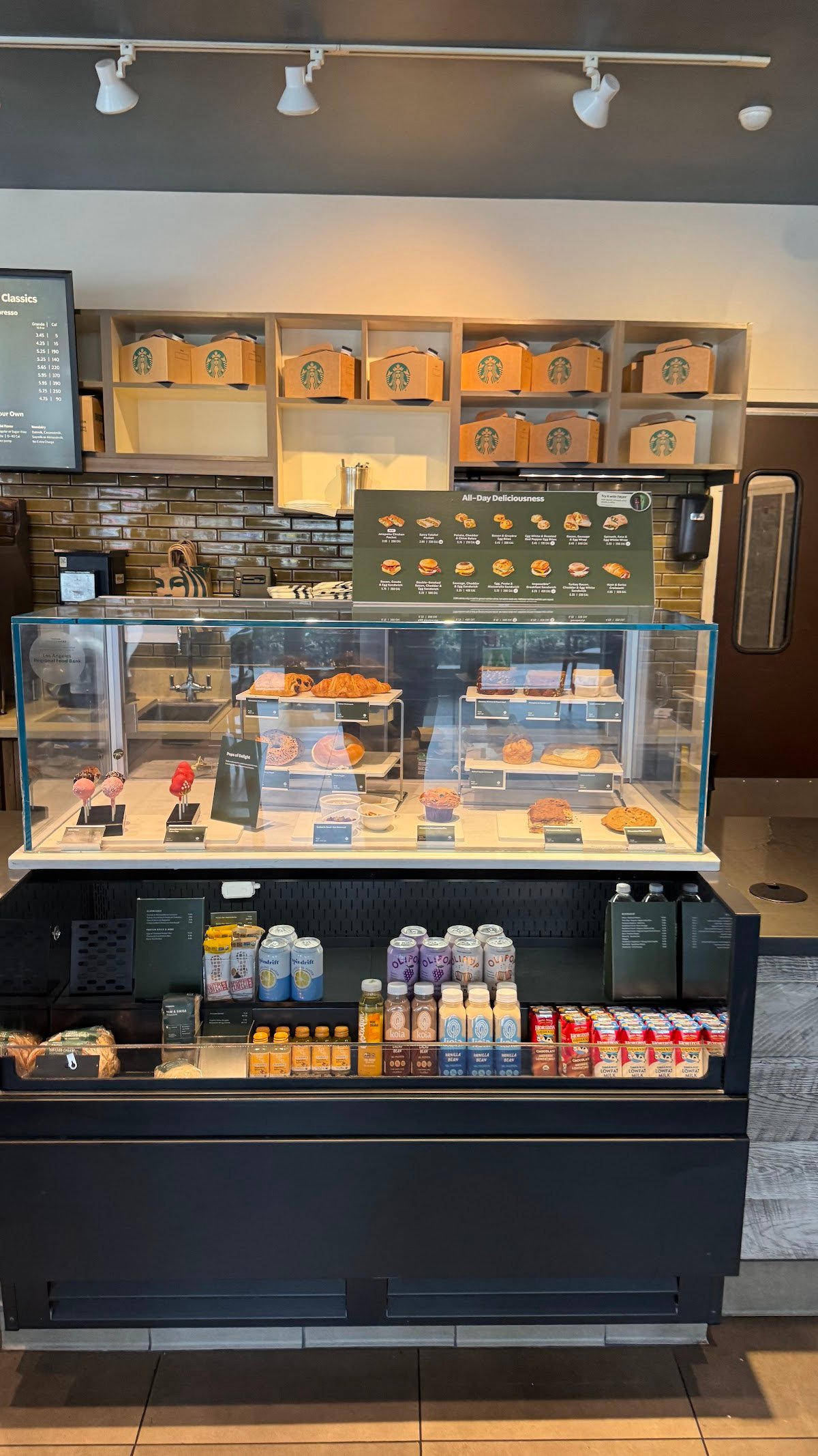 Alchemist Coffee Project specialty coffee shop in Los Angeles - photo 15