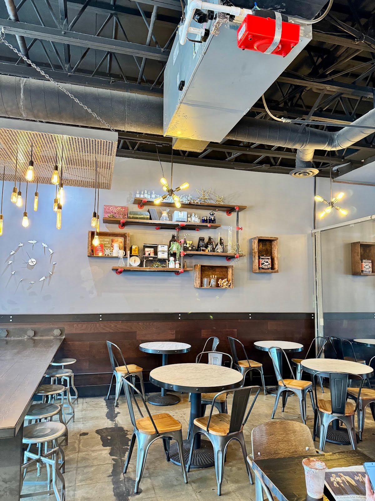 Alchemist Coffee Project specialty coffee shop in Los Angeles - photo 4