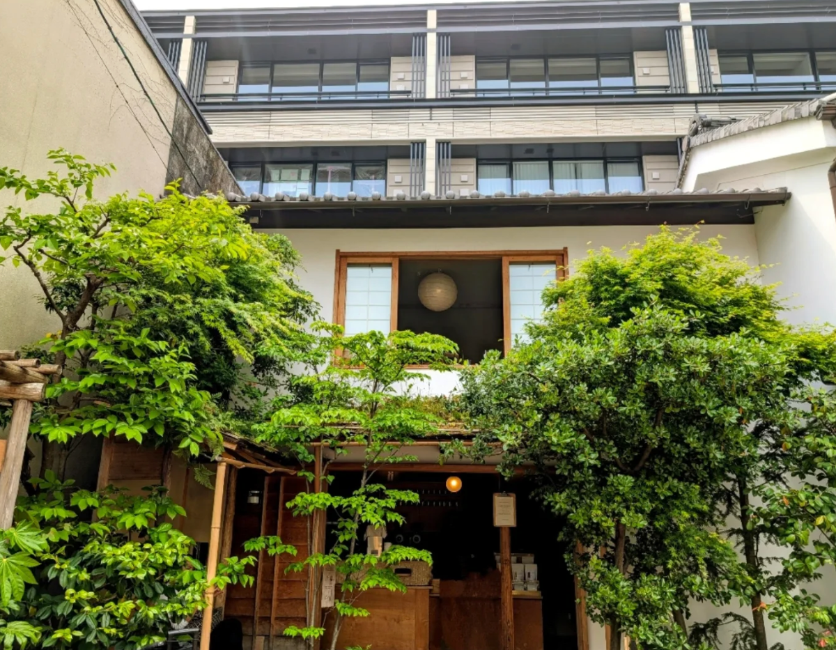 WEEKENDERS COFFEE TOMINOKOJI specialty coffee shop in Kyoto - photo 7