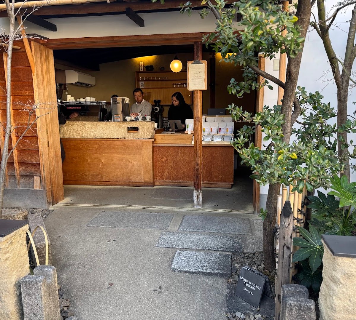 WEEKENDERS COFFEE TOMINOKOJI specialty coffee shop in Kyoto - photo 10