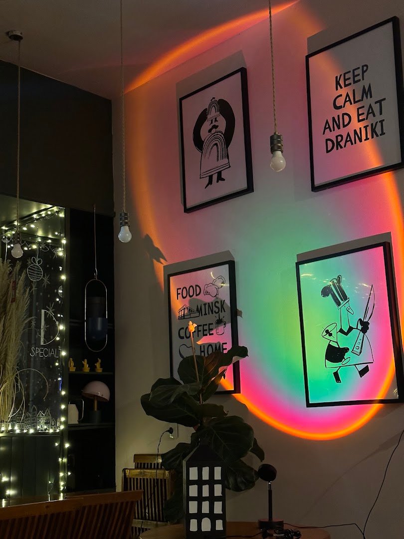 Interior of DOM - Specialty Coffee & Brunch / Evening Sharing Plates & Drinks, specialty coffee shop in Porto