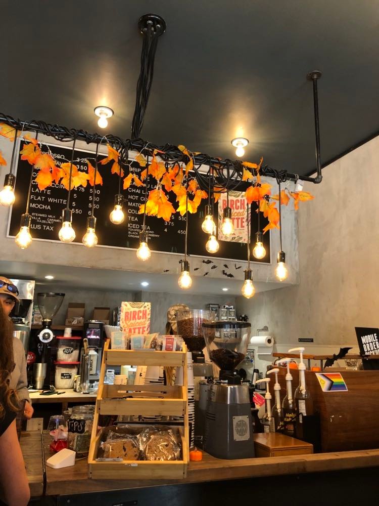 Birch Coffee specialty coffee shop in New York - photo 3