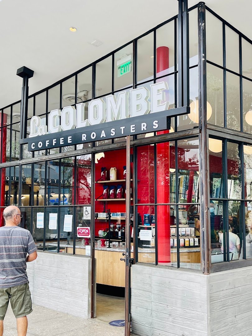 Storefront of La Colombe Coffee, specialty coffee shop in San Diego