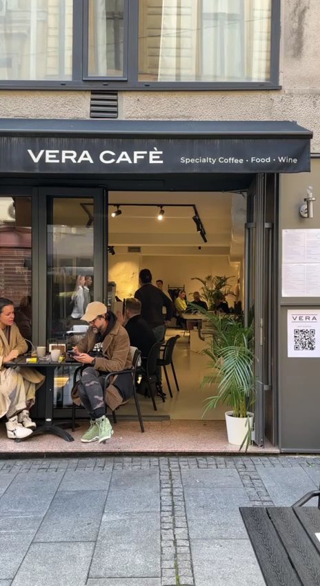 Storefront of VERA, specialty coffee shop in Belgrade