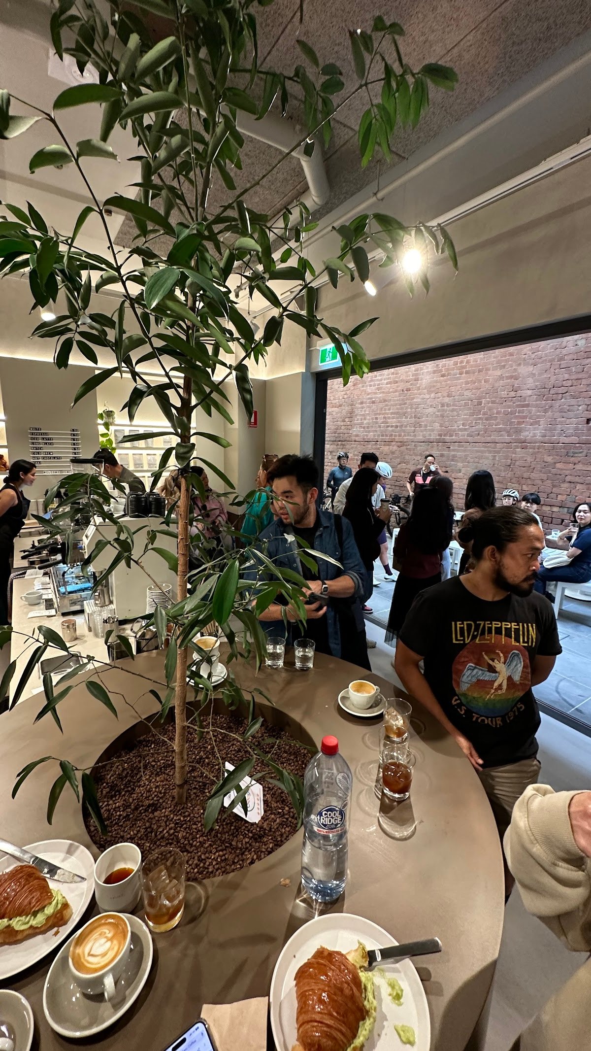 Project Zero Coffee Meriton Suites specialty coffee shop in Melbourne - photo 14