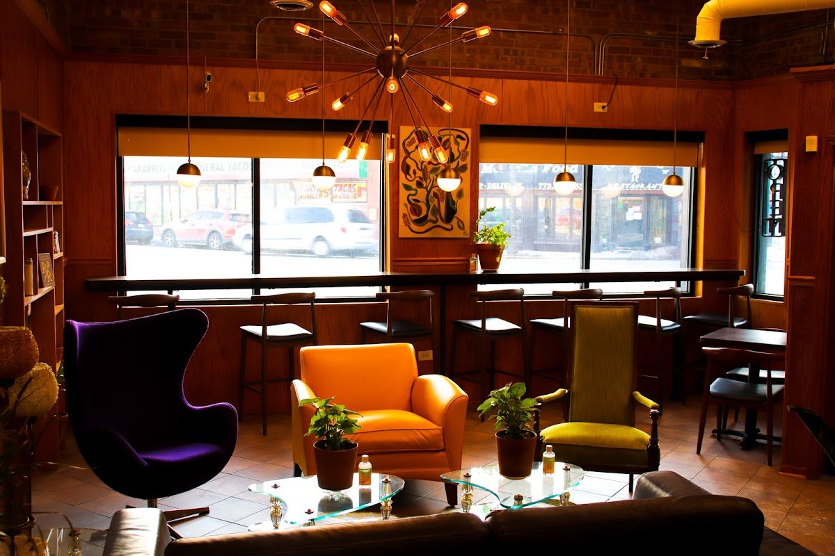 The Avondale Coffee Club specialty coffee shop in Chicago - photo 2