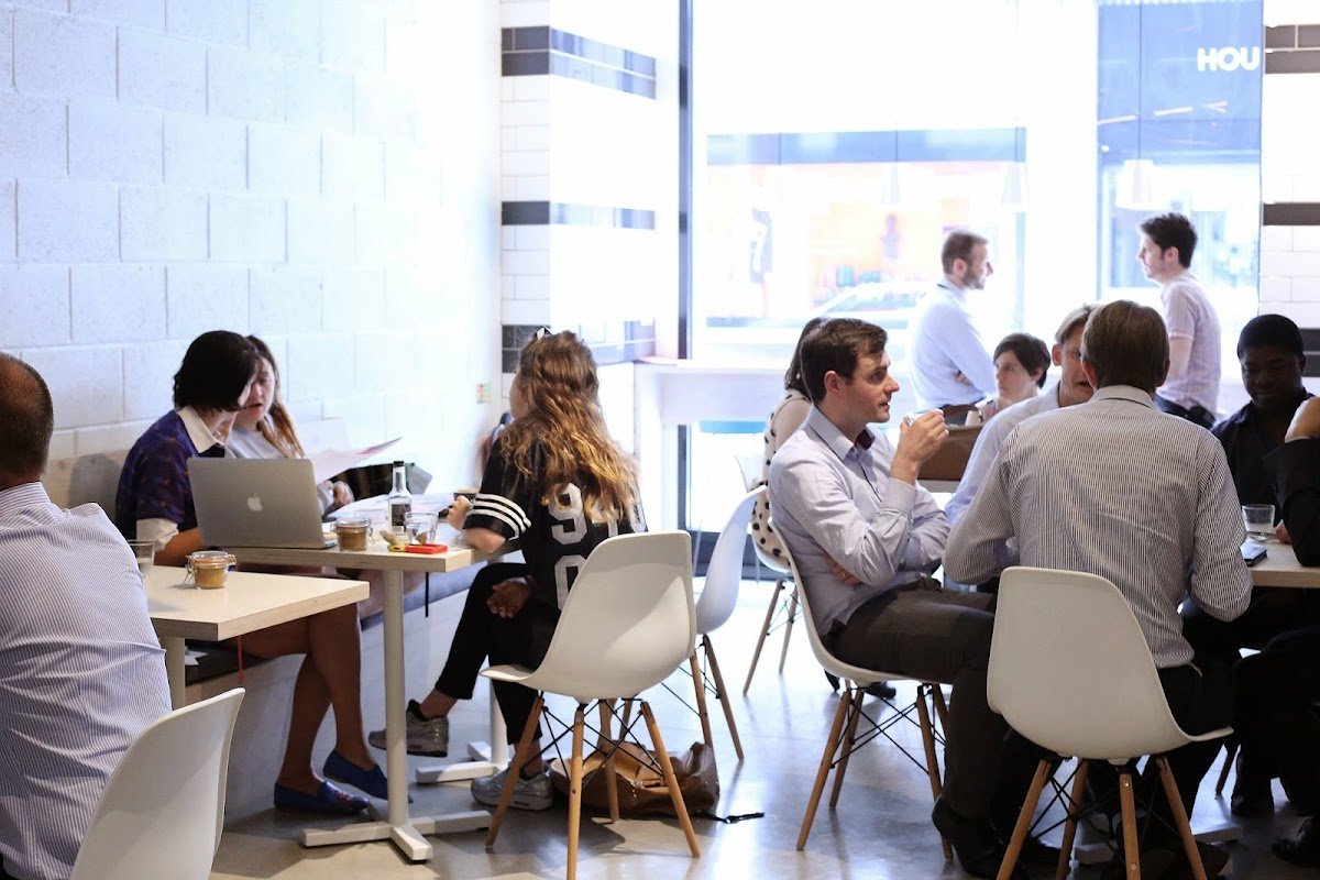 Iris & June specialty coffee shop in London - photo 2