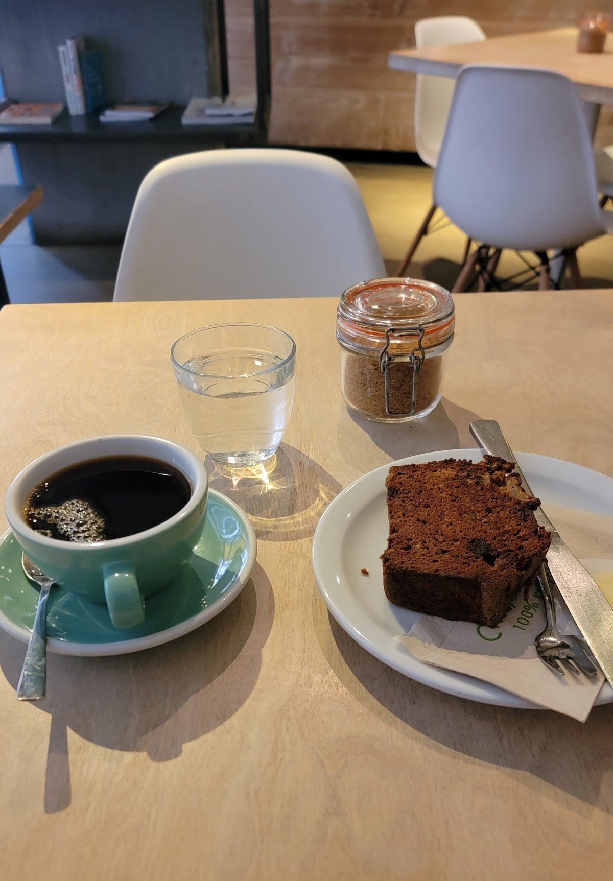 Iris & June specialty coffee shop in London - photo 5