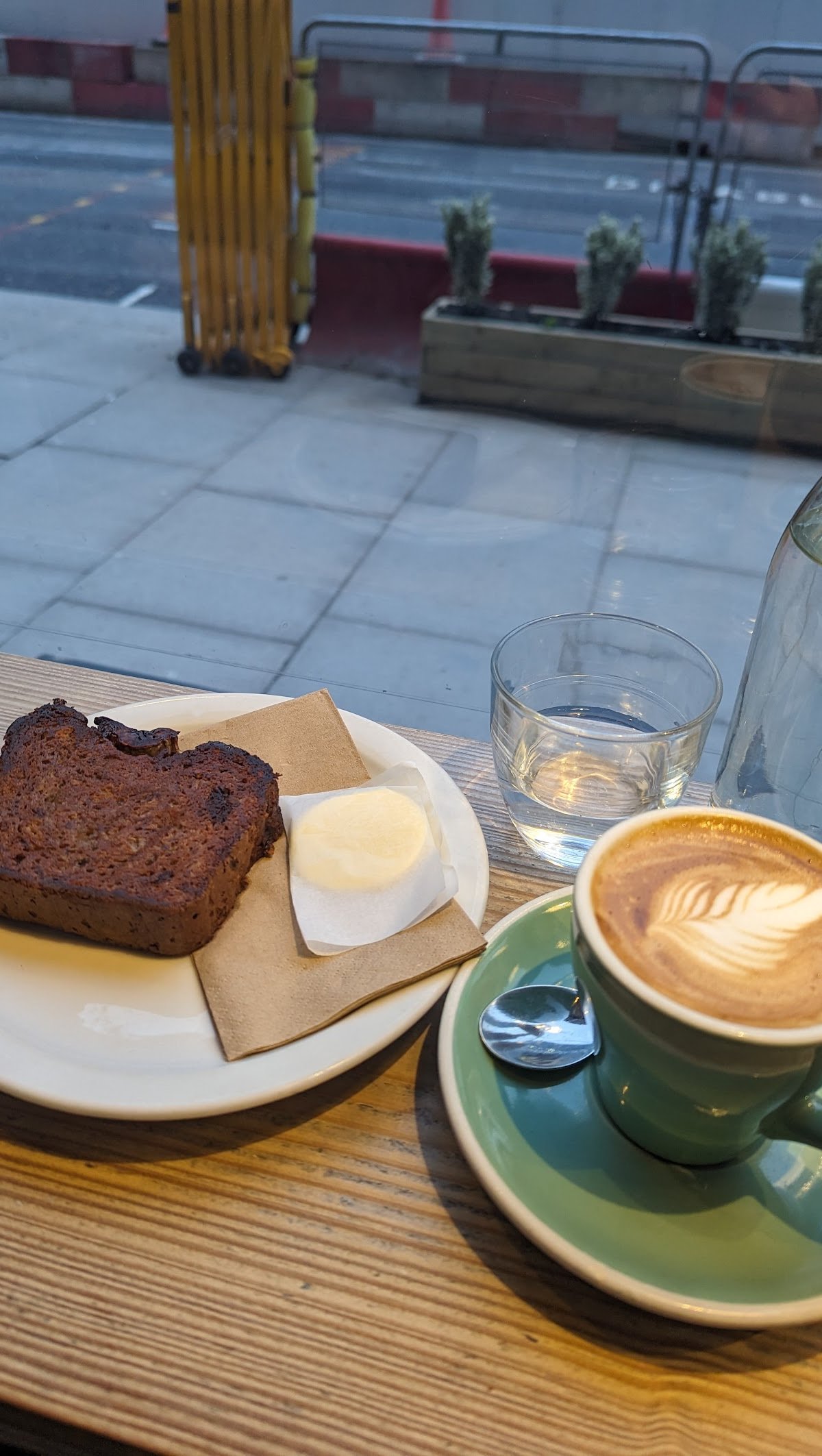 Iris & June specialty coffee shop in London - photo 8