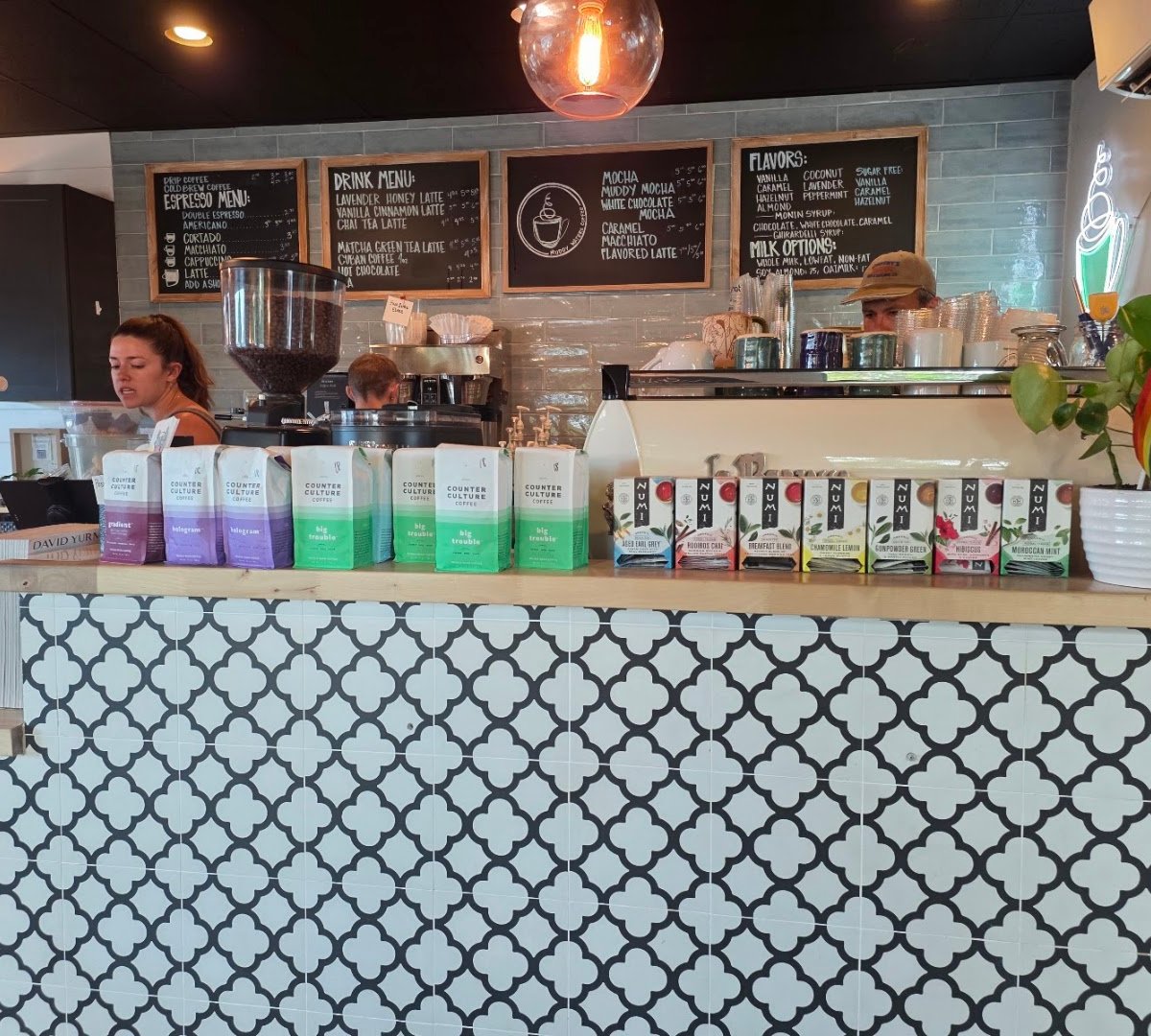 Muddy Waters Coffee Bar specialty coffee shop in Charleston - photo 4