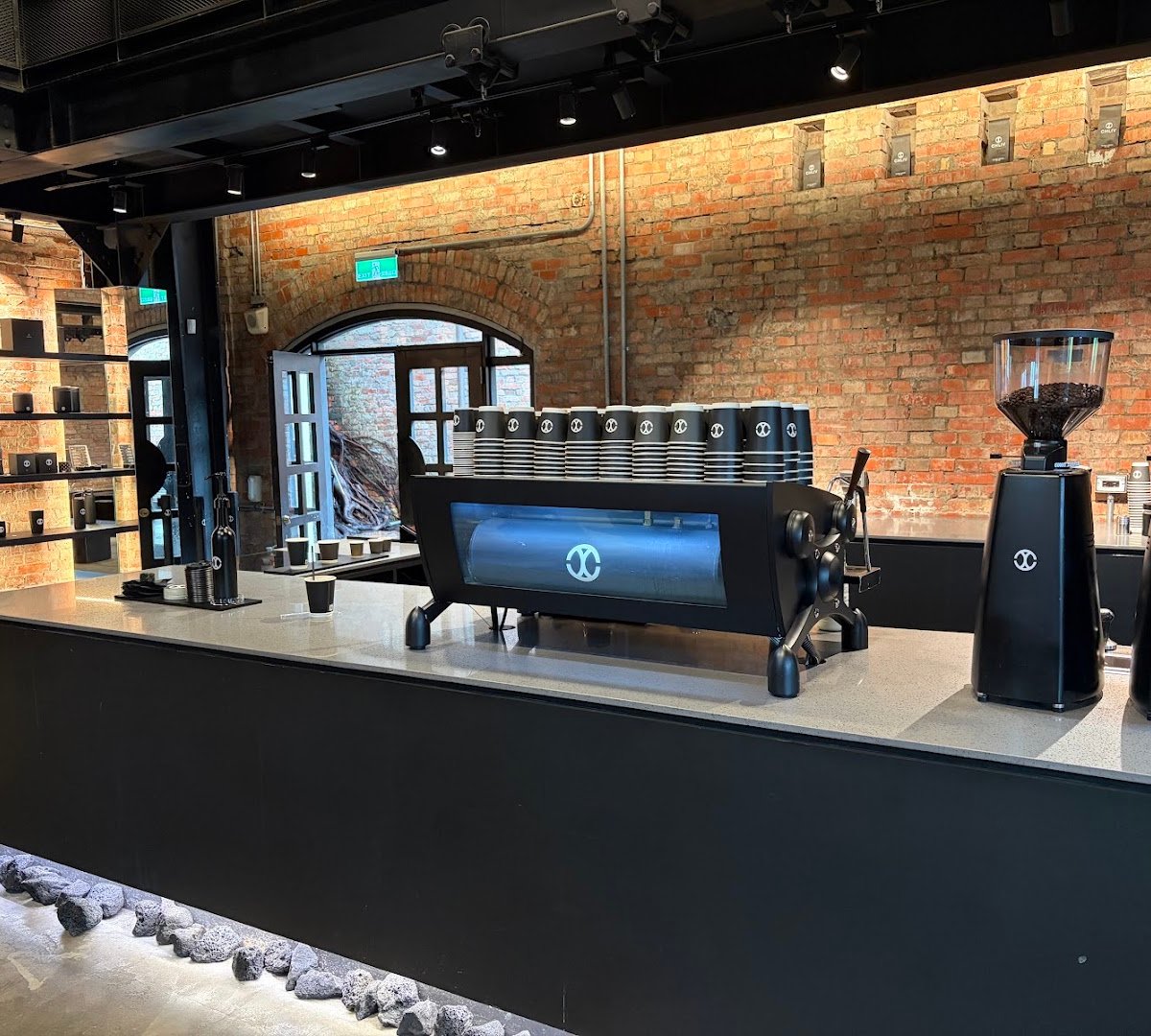 CHLIV - Huashan store specialty coffee shop in Taipei - photo 3