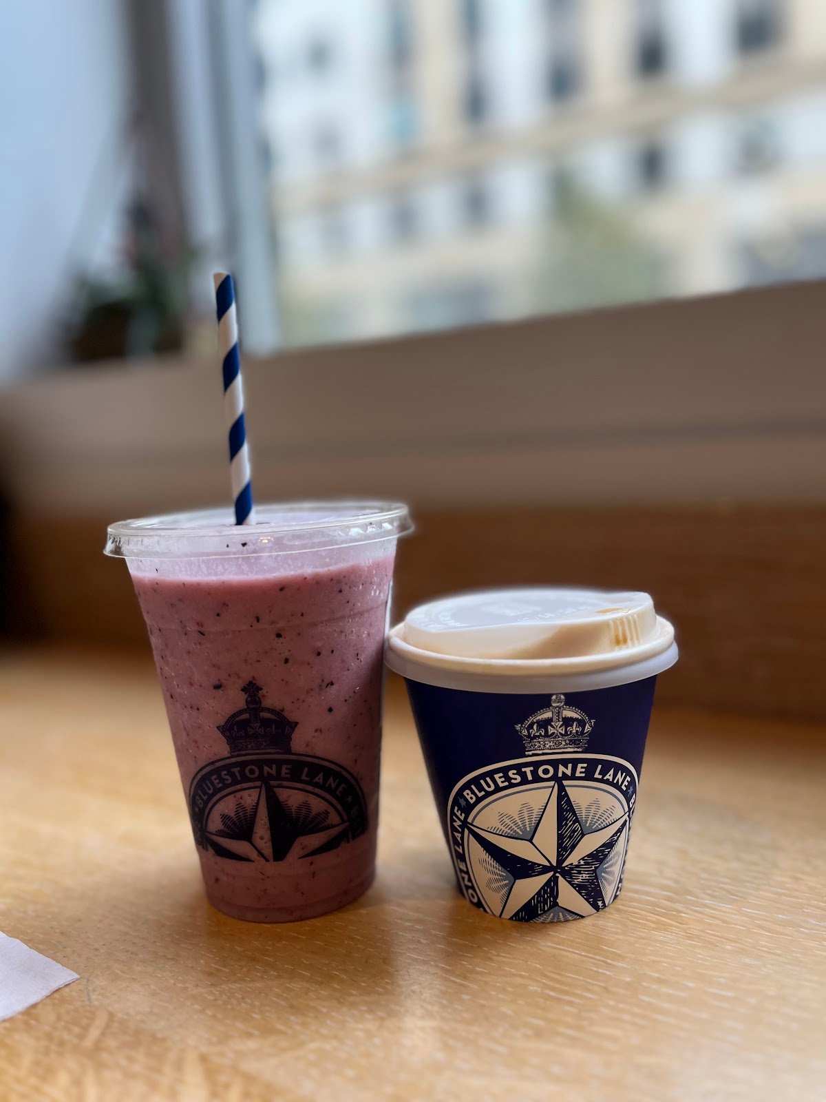 Bluestone Lane Metro Center Coffee Shop specialty coffee shop in Washington, D.C. - photo 3