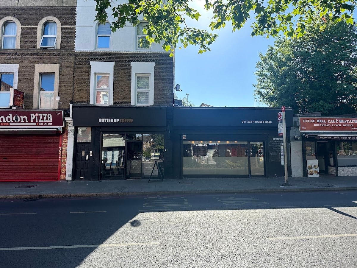 Butter Up Coffee specialty coffee shop in London - photo 3