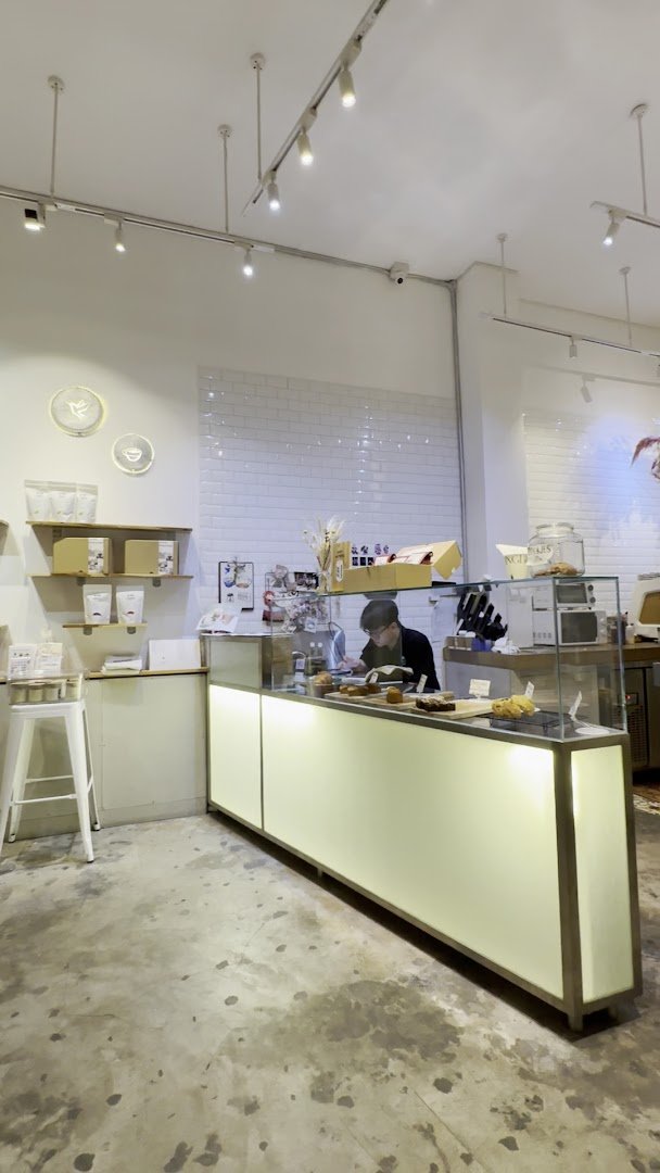 The Hummingbird Café & Roastery specialty coffee shop in Ho Chi Minh City - photo 10