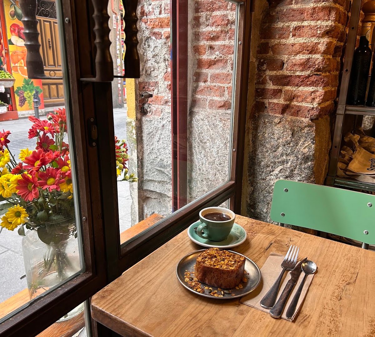 Pum Pum Café specialty coffee shop in Madrid - photo 2