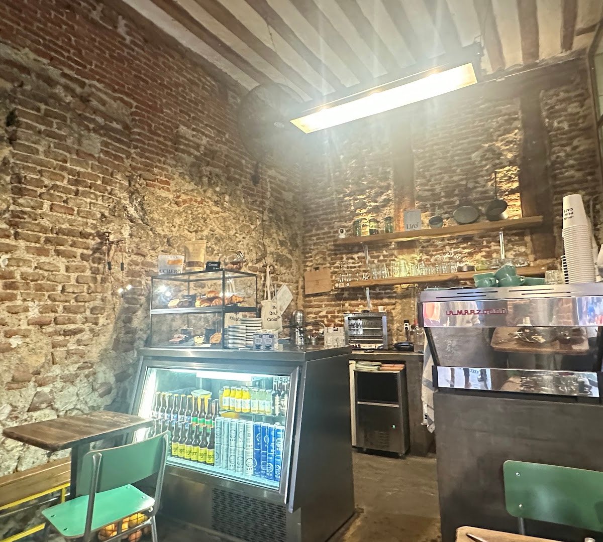 Pum Pum Café specialty coffee shop in Madrid - photo 9
