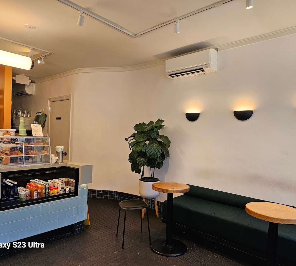 Blank Street specialty coffee shop in New York - photo 11