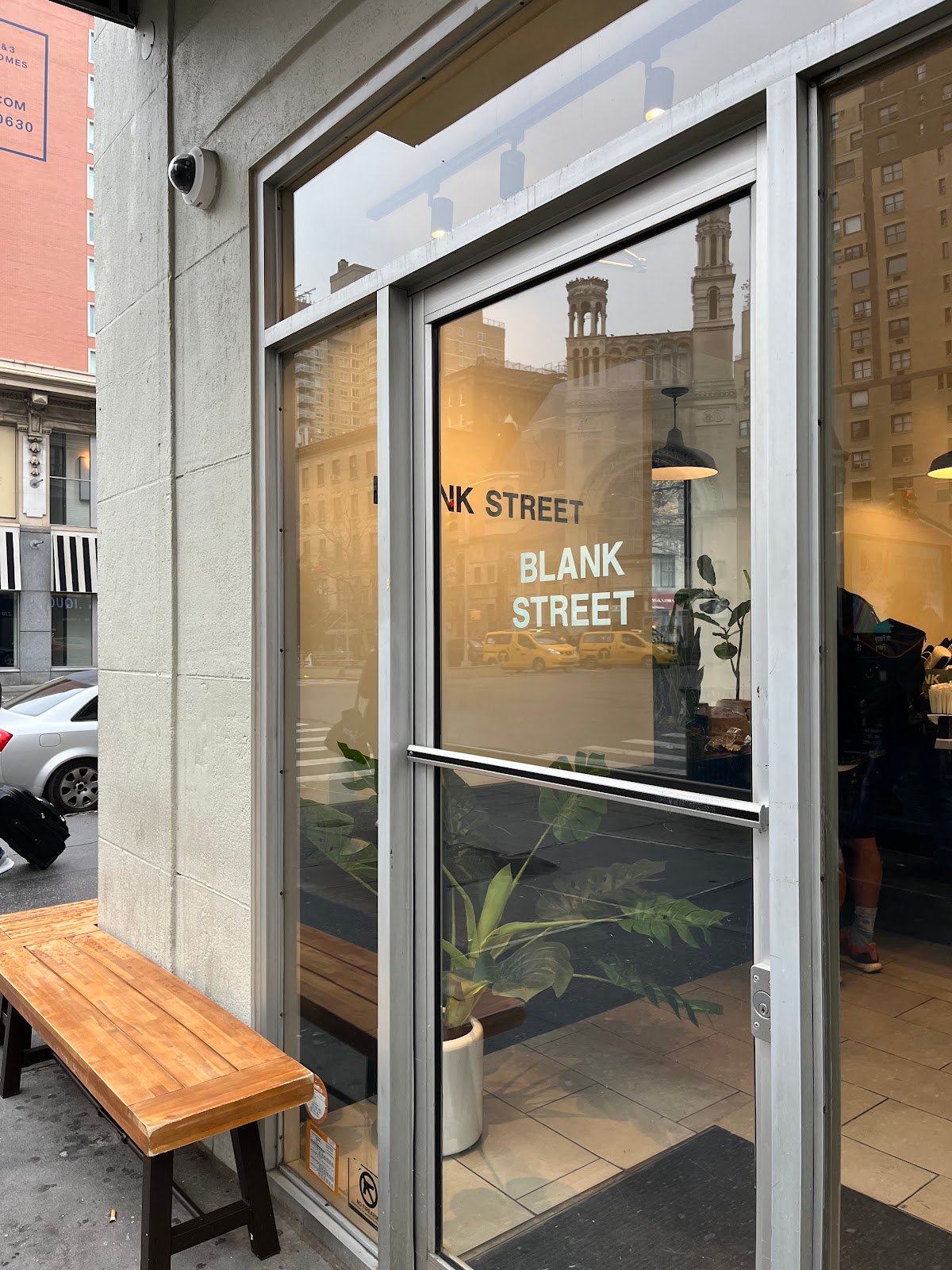 Blank Street specialty coffee shop in New York - photo 2