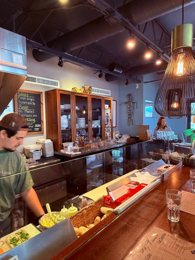 Interior of Tinta Y Cafe - Coral Gables, specialty coffee shop in Miami