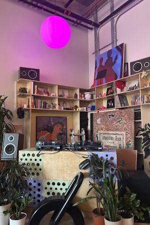 Drip Collective specialty coffee shop in Chicago - photo 10