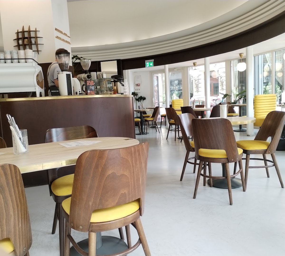 Horizont - Brunch and Coffee specialty coffee shop in Budapest - photo 4
