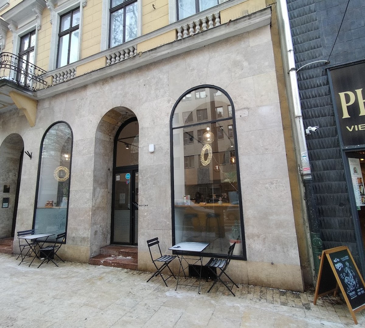 Nor/ma északi stílusú pékség specialty coffee shop in Budapest - photo 7