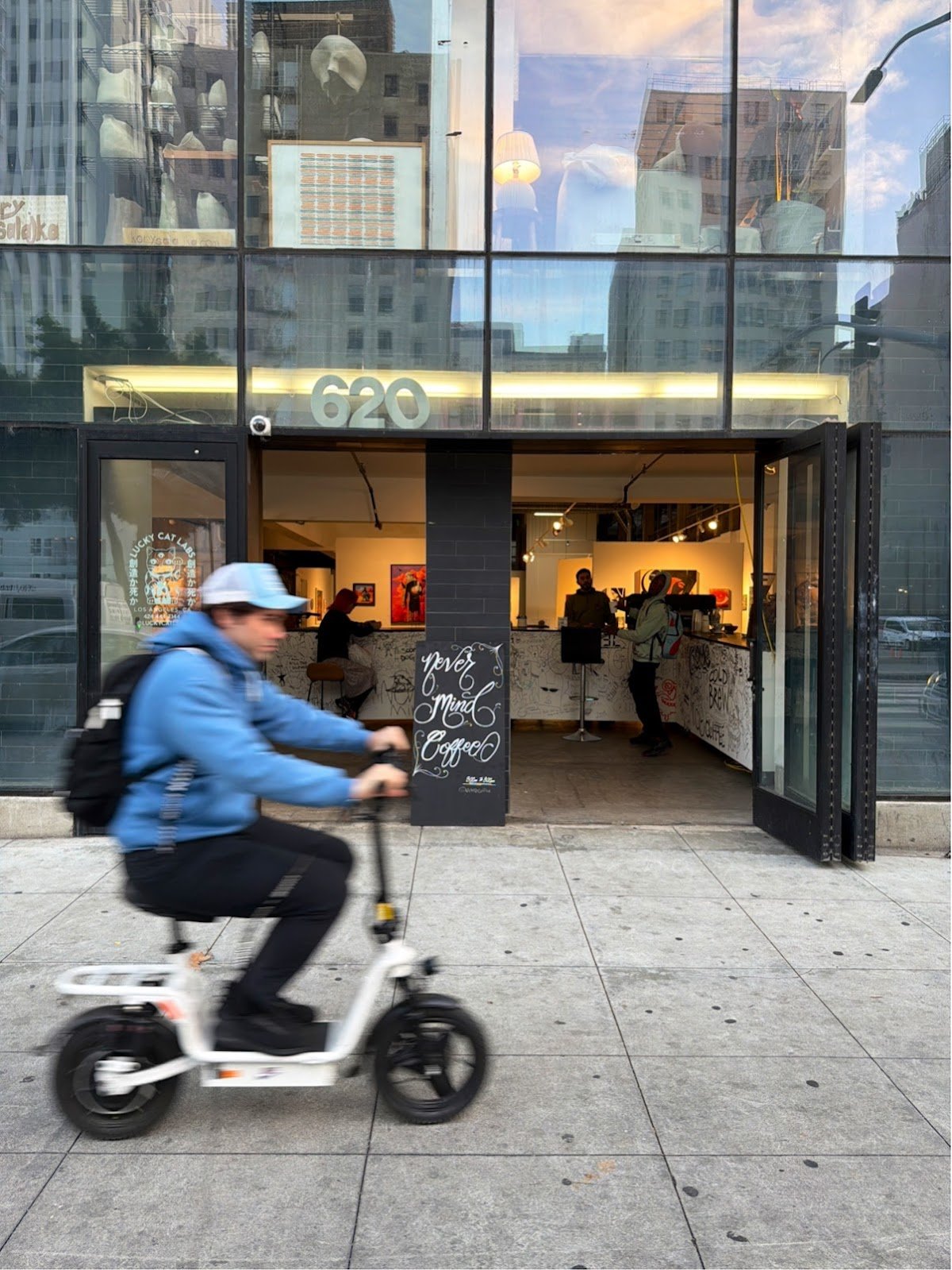 Nevermind Coffee specialty coffee shop in Los Angeles - photo 6