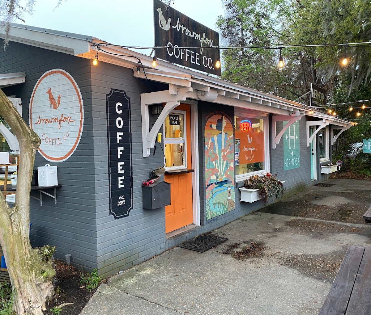 Brown Fox Coffee specialty coffee shop in Charleston - photo 2