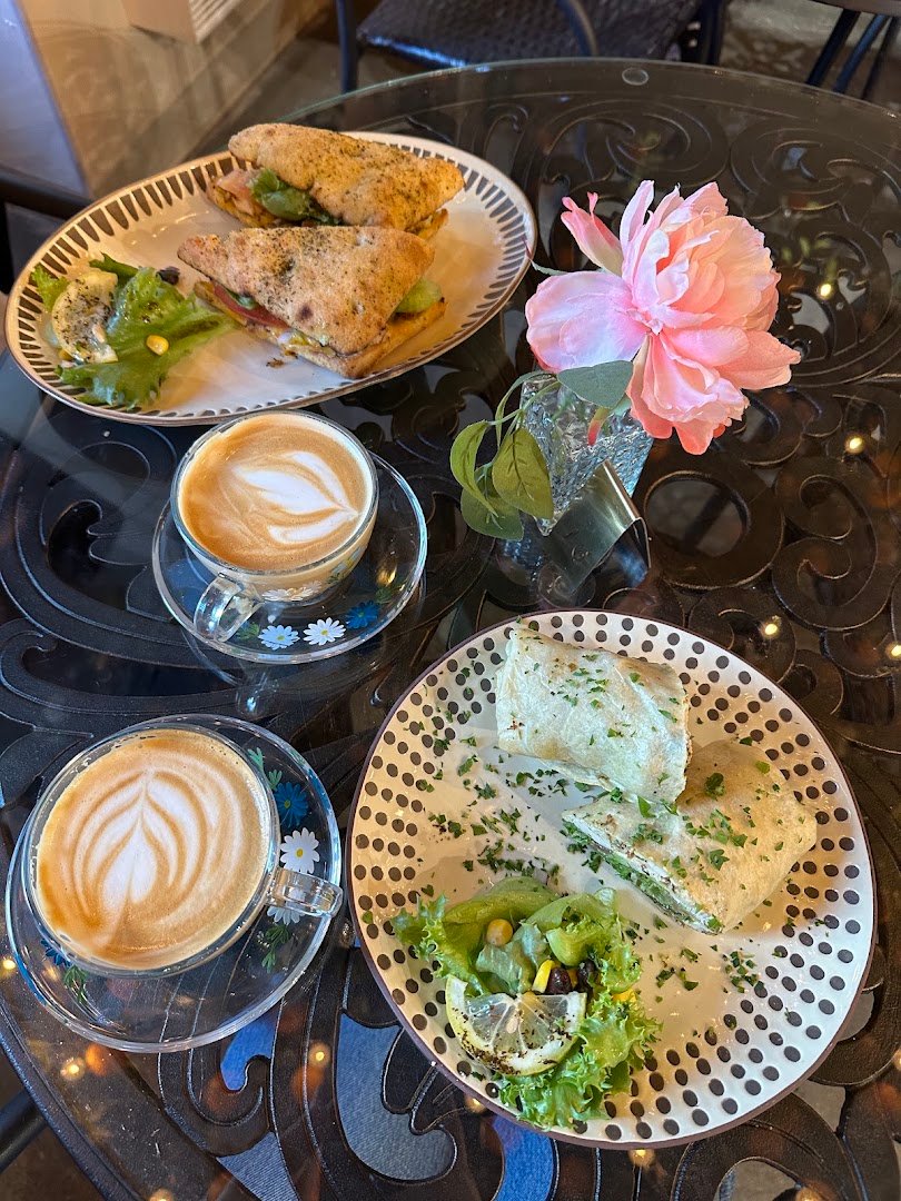 Coffee at SoLIT Café, specialty coffee shop in Montreal