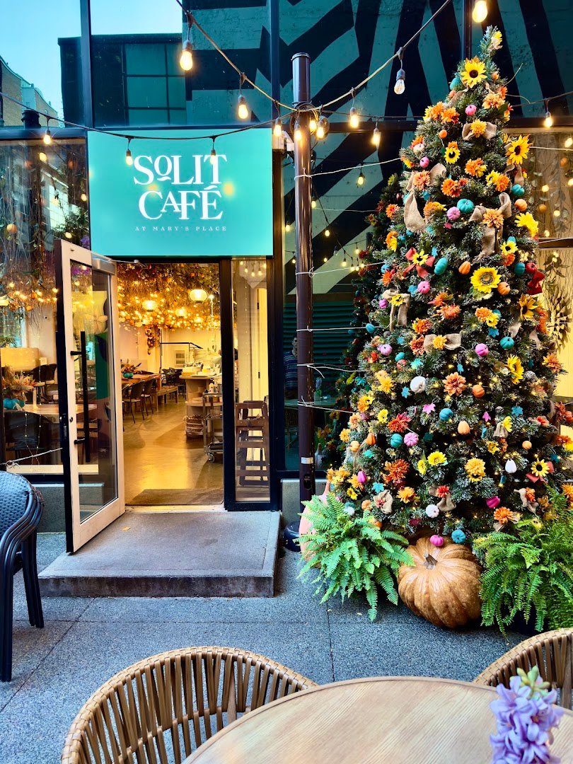 Storefront of SoLIT Café, specialty coffee shop in Montreal