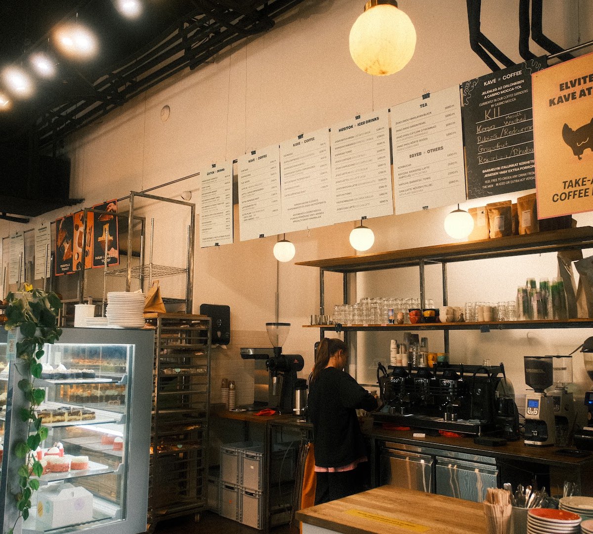 VAJ Rákóczi · bakery & café specialty coffee shop in Budapest - photo 2