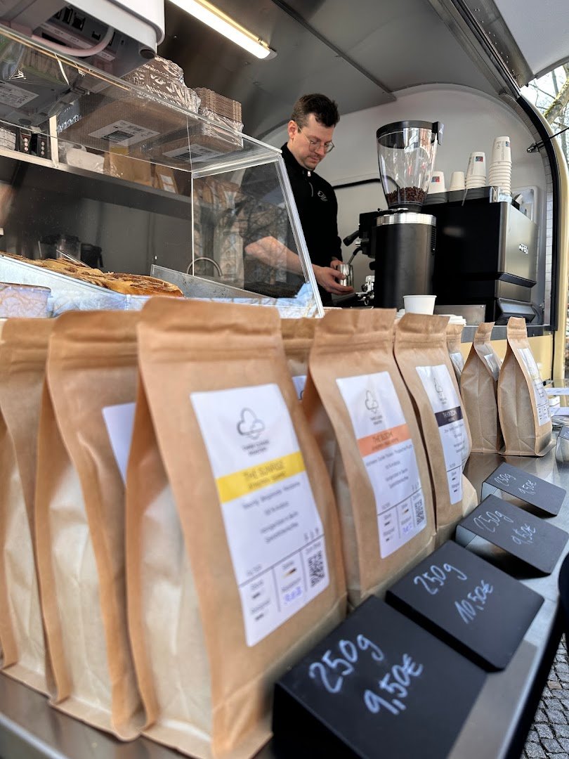 Three Clouds specialty coffee shop in Berlin - photo 2