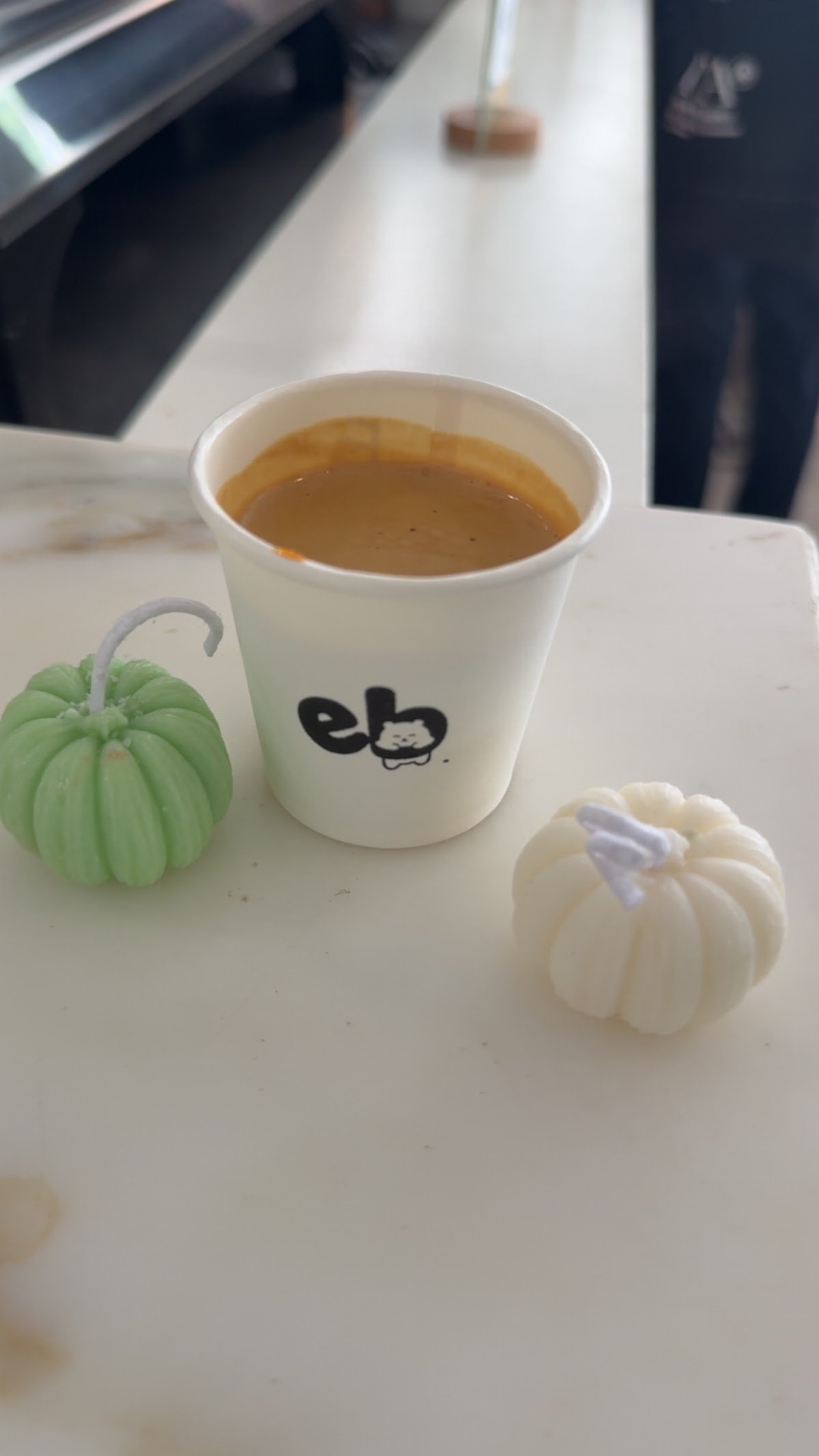 Elabrew Coffee specialty coffee shop in Los Angeles - photo 4