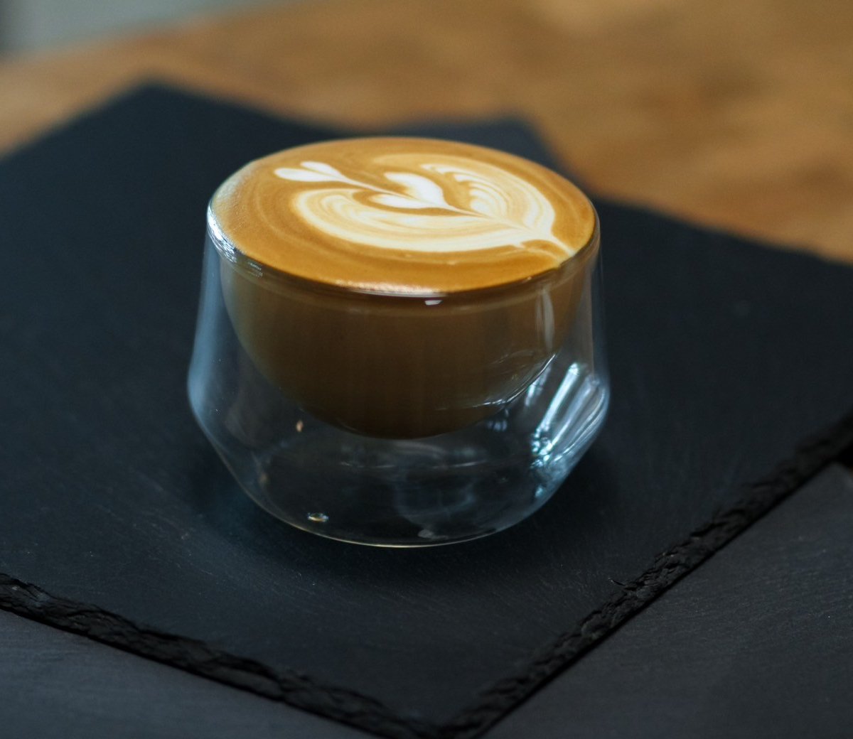 ZMITH Extraction Lab & Roastery specialty coffee shop in Bangkok - photo 2