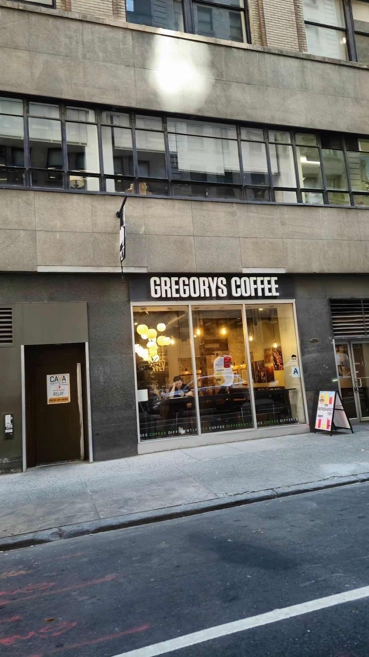 Gregorys Coffee specialty coffee shop in New York - photo 3