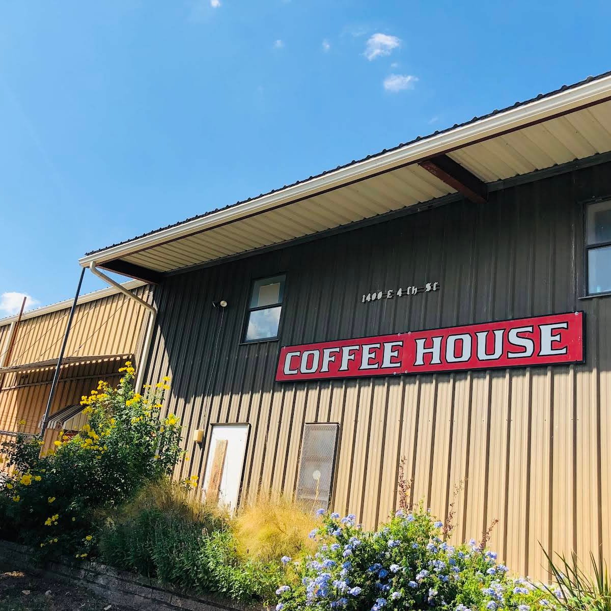 Texas Coffee Traders Cafe specialty coffee shop in Austin - photo 8