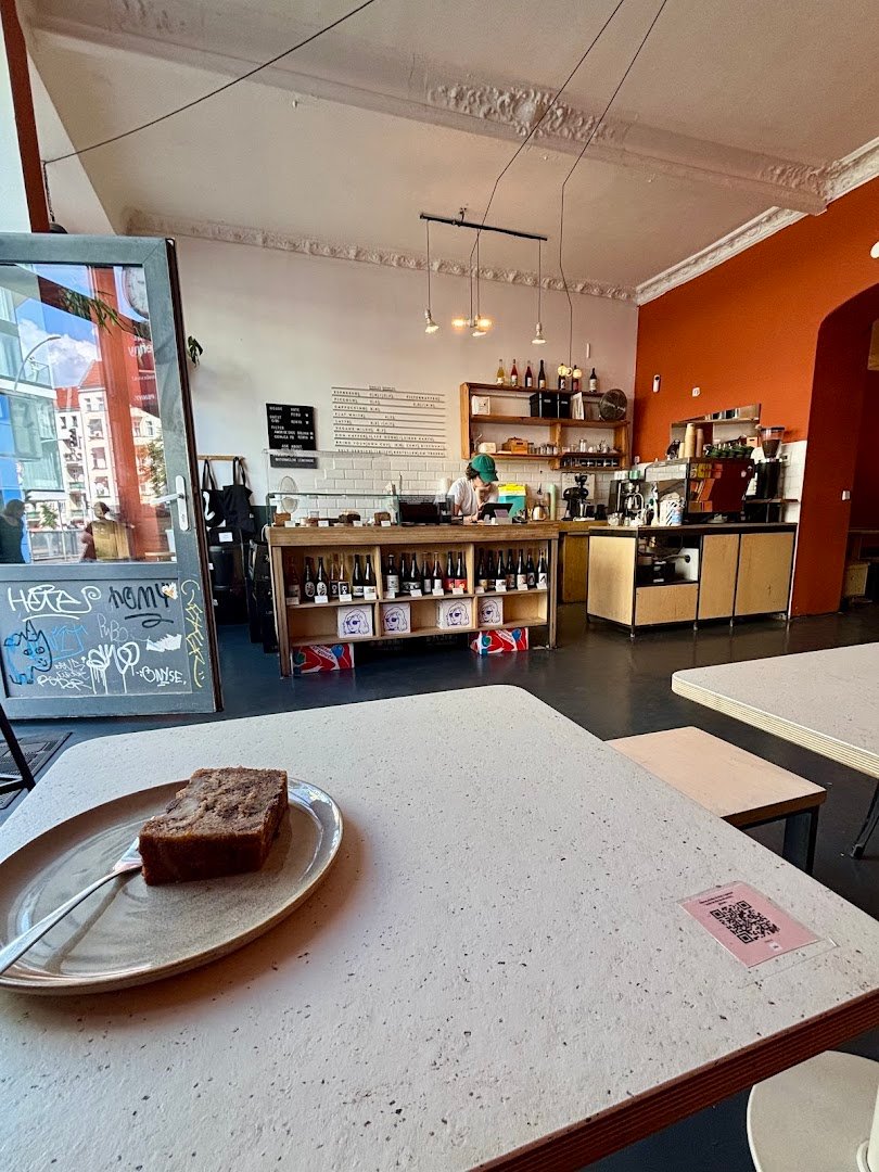 Isla specialty coffee shop in Berlin - photo 4