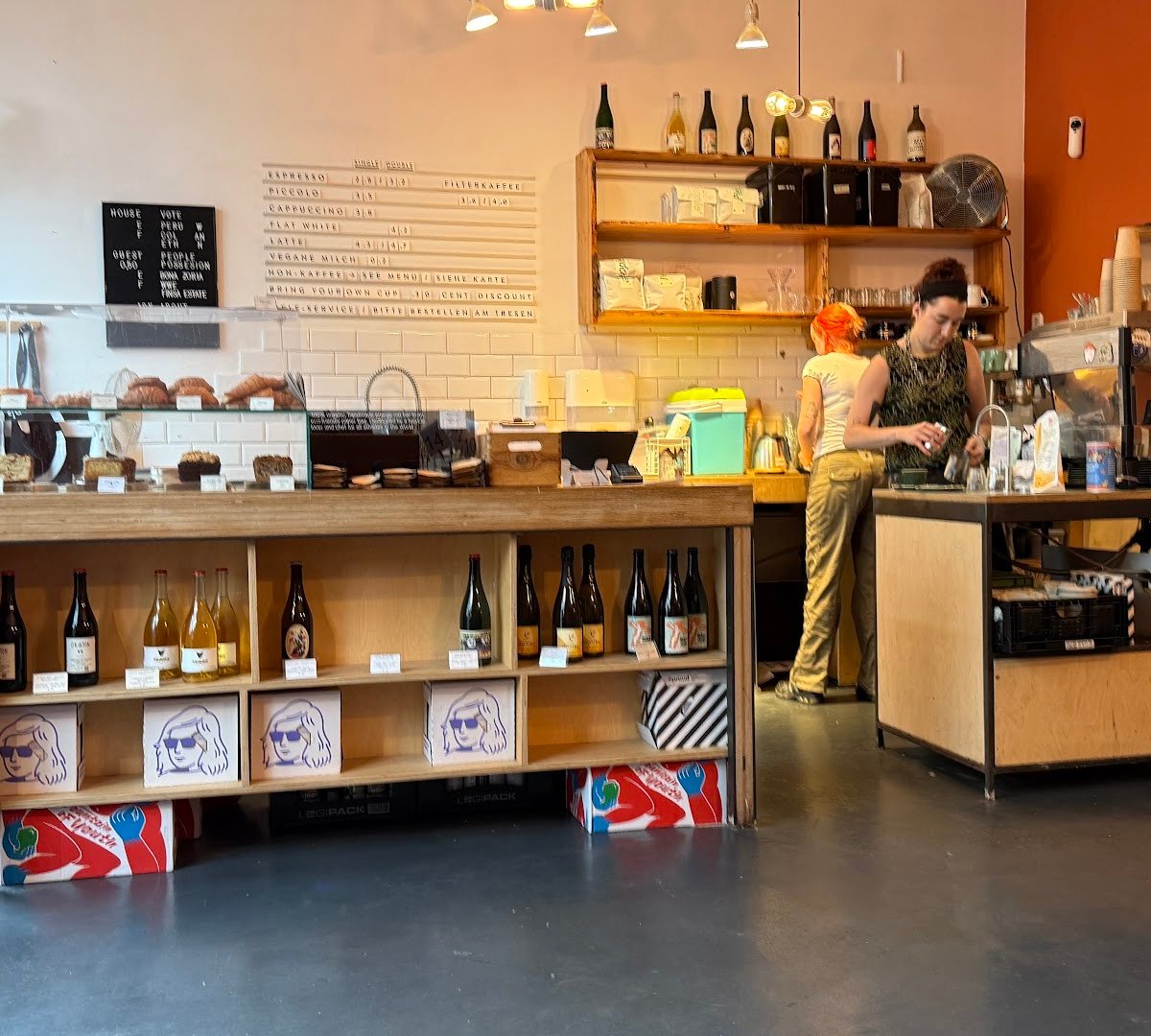 Isla specialty coffee shop in Berlin - photo 6