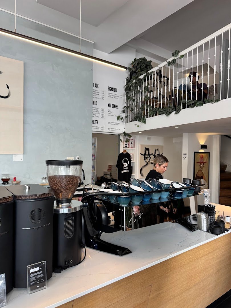 Five Ways Coffee Roasters specialty coffee shop in Amsterdam - photo 8