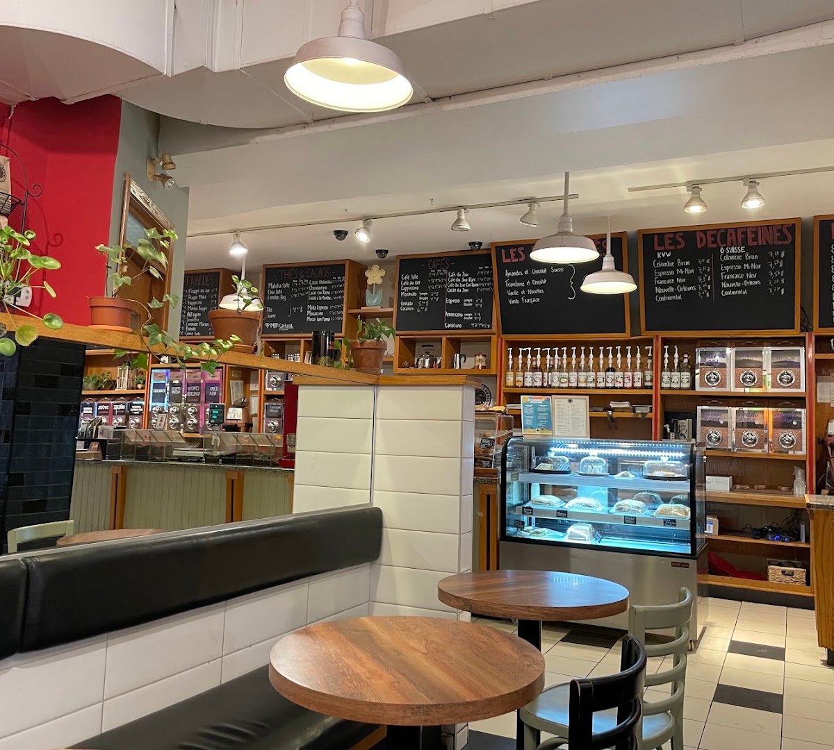 Interior of Brûlerie St-Denis, specialty coffee shop in Montreal