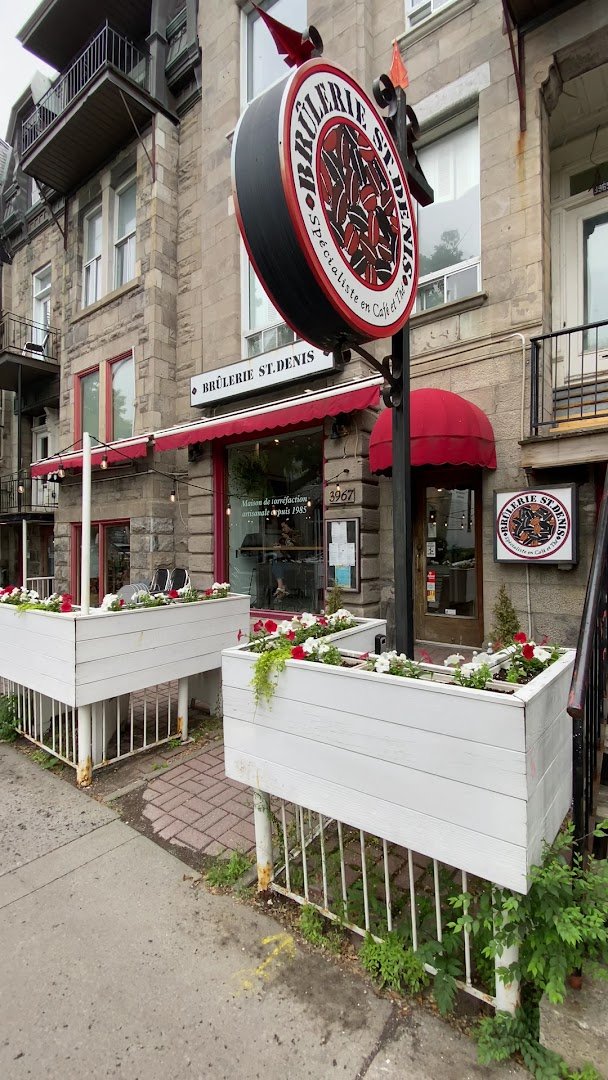 Storefront of Brûlerie St-Denis, specialty coffee shop in Montreal