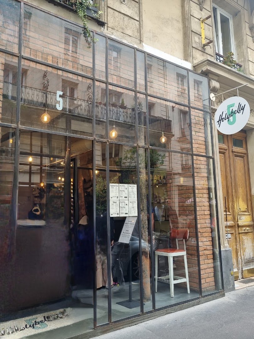 HolyBelly specialty coffee shop in Paris - photo 5