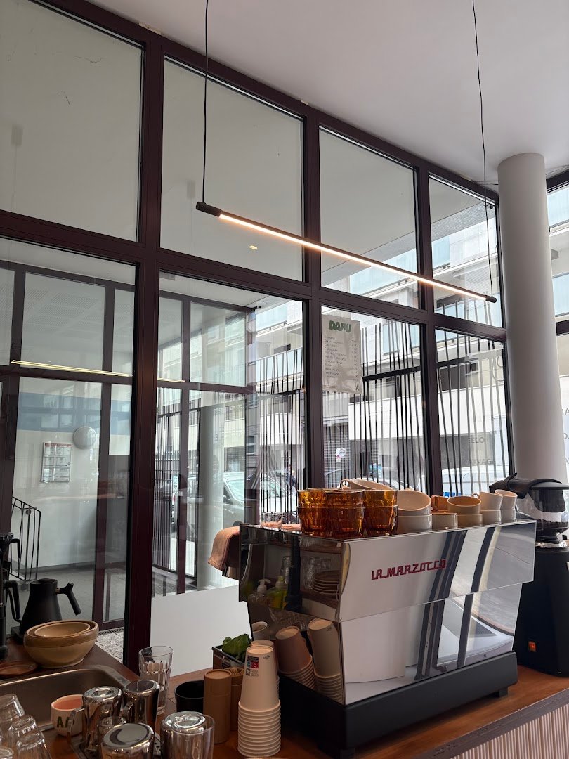 DAHU - Café & Atelier Vélo specialty coffee shop in Paris - photo 3