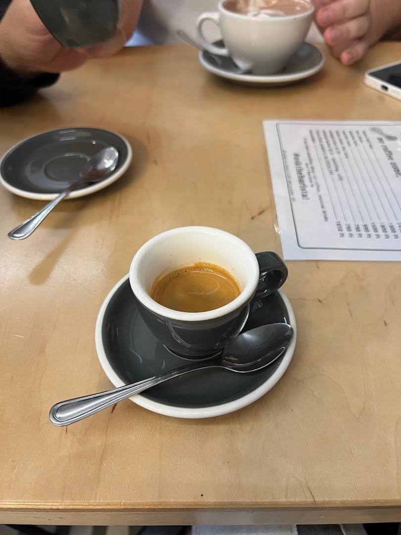 Arch&Beans Kávéművek specialty coffee shop in Budapest - photo 10