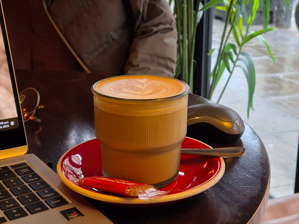 Abraço specialty coffee shop in London - photo 10