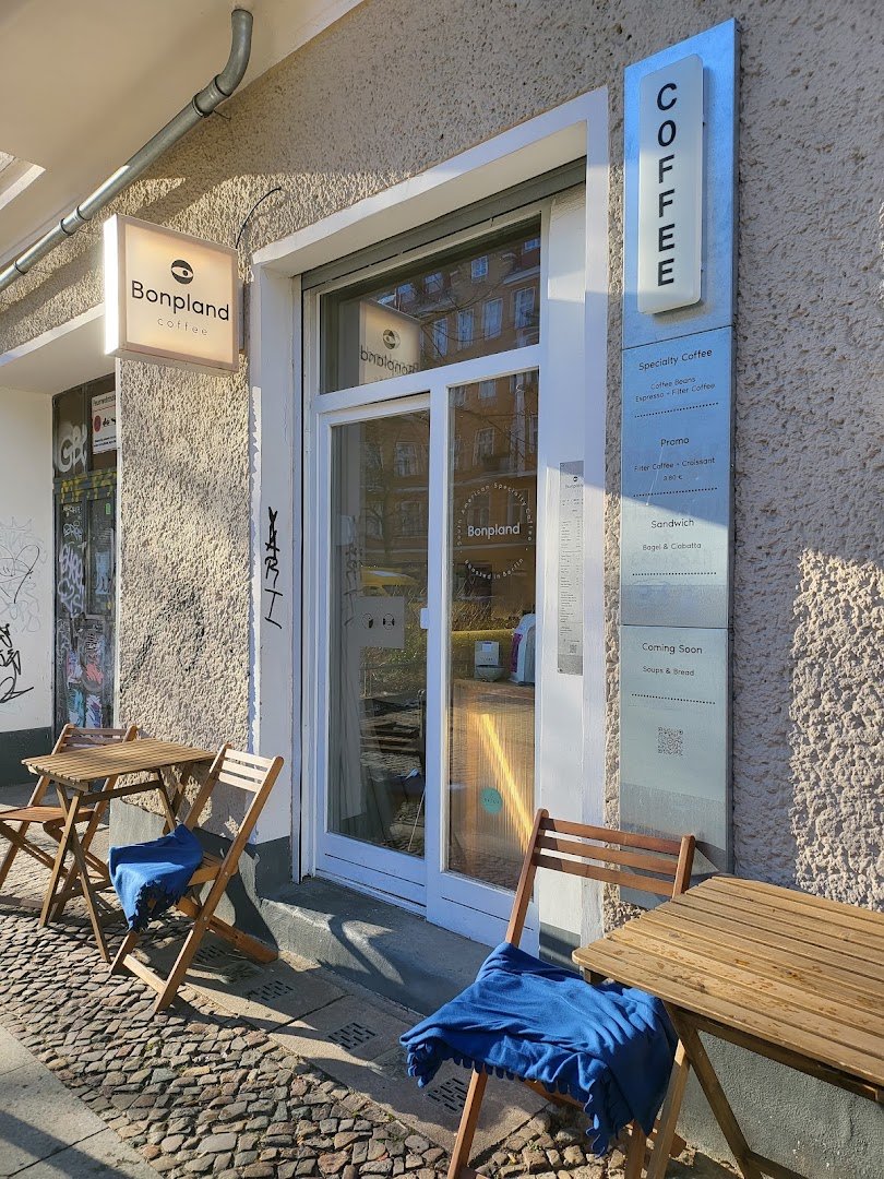 Bonpland Cafe Bar Berlin specialty coffee shop in Berlin - photo 6