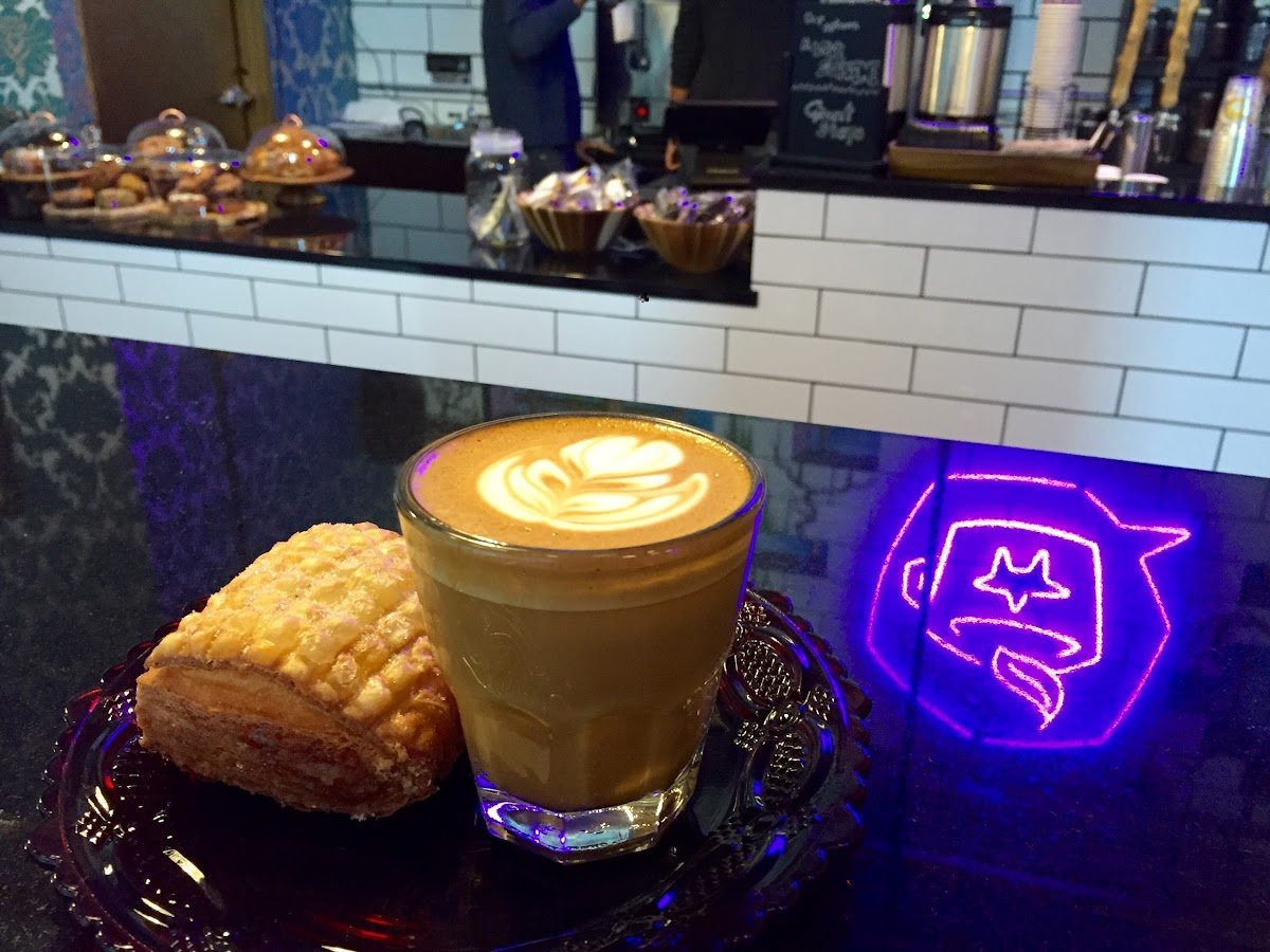 Dark Matter Coffee - Meddle Coffee Bar specialty coffee shop in Chicago - photo 2