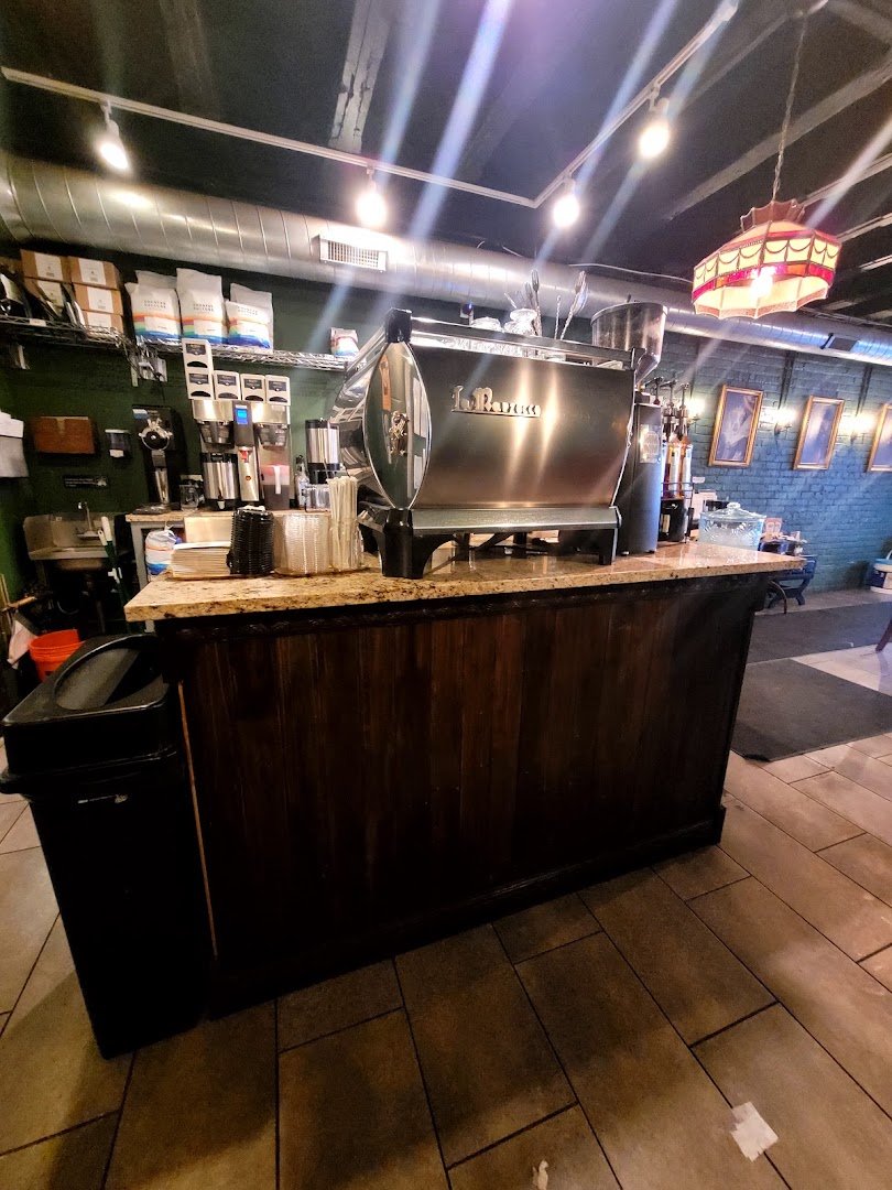 Ludlow Charlingtons Coffee Shop specialty coffee shop in Chicago - photo 8