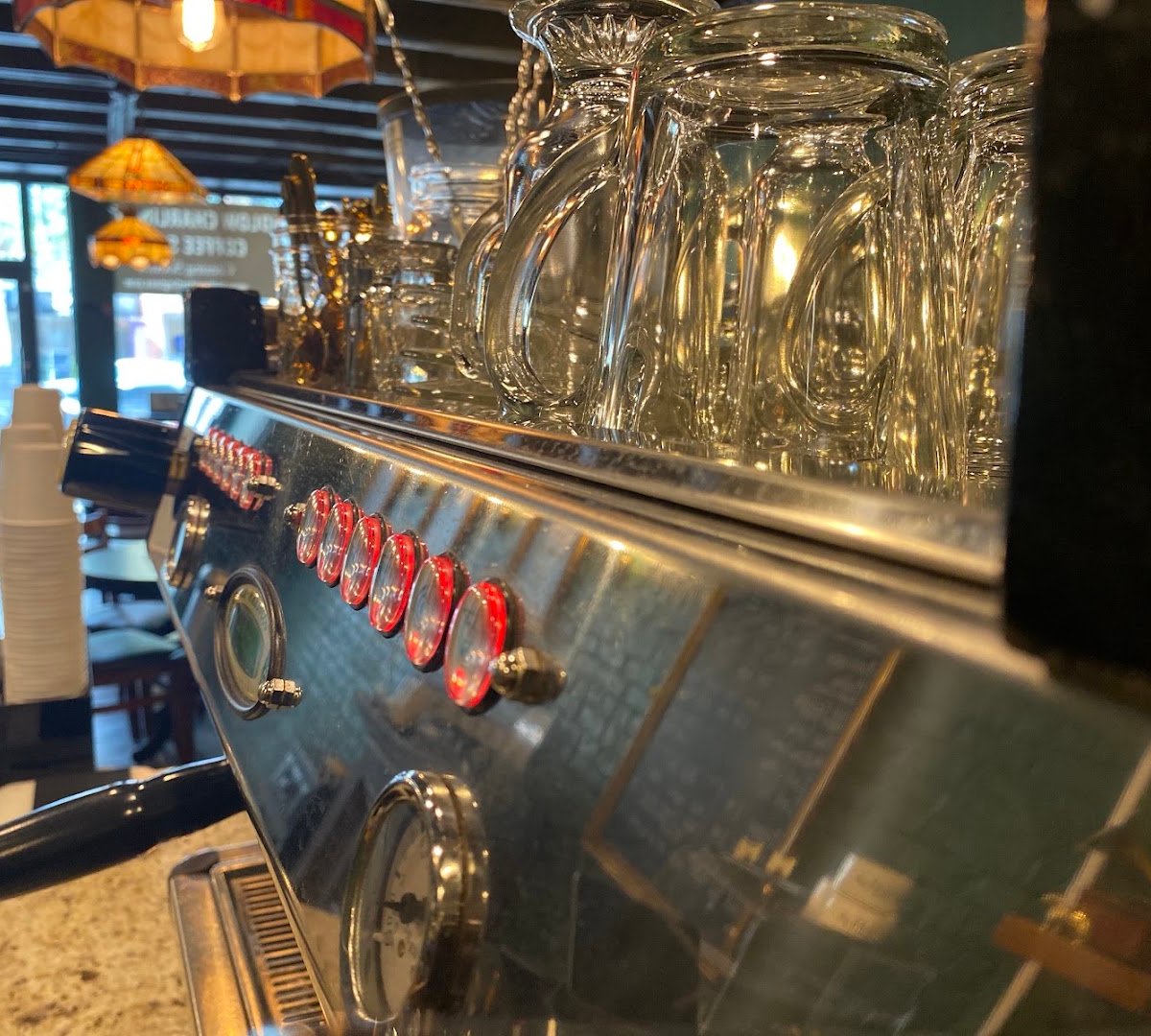 Ludlow Charlingtons Coffee Shop specialty coffee shop in Chicago - photo 10