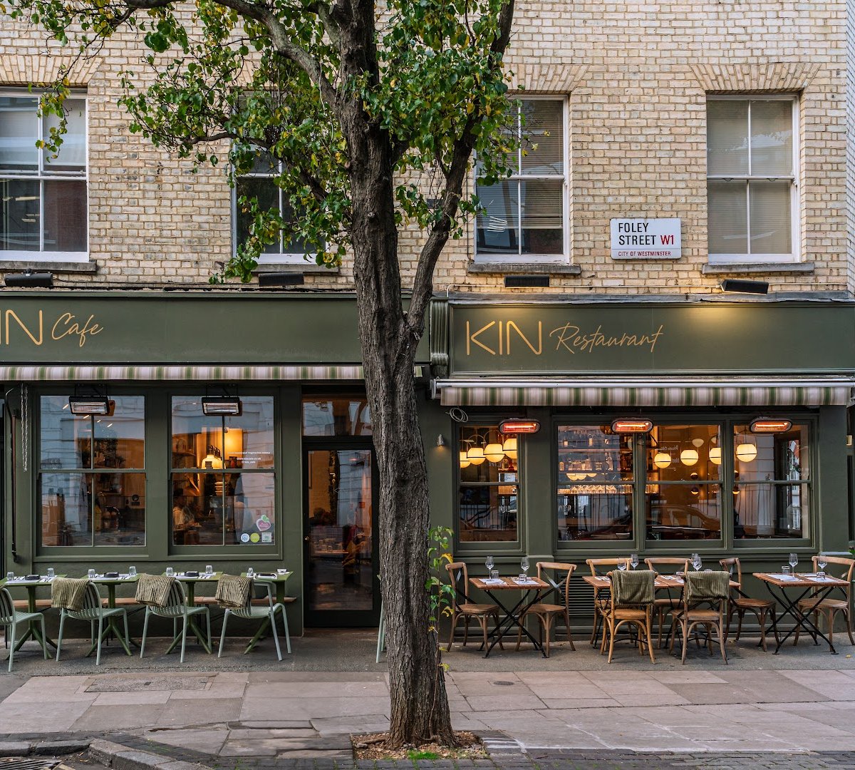 KIN Cafe specialty coffee shop in London - photo 2